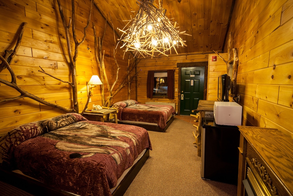 log cabin lodge and suites