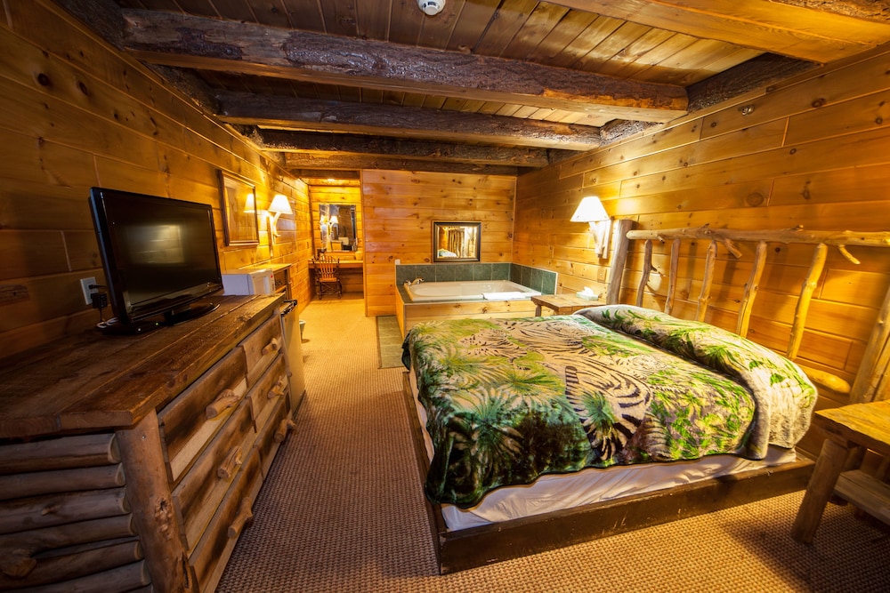 log cabin lodge and suites