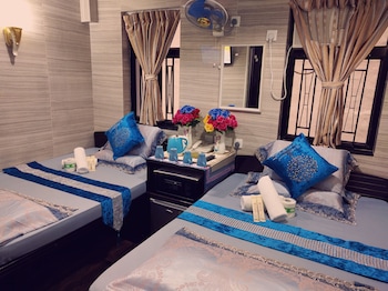 days hotel hk hostel