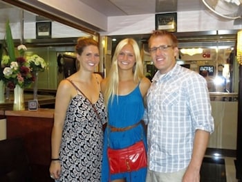 days hotel hk hostel