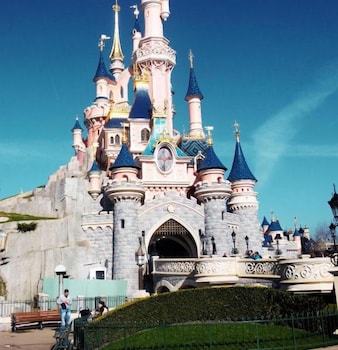 days hotel hk hostel