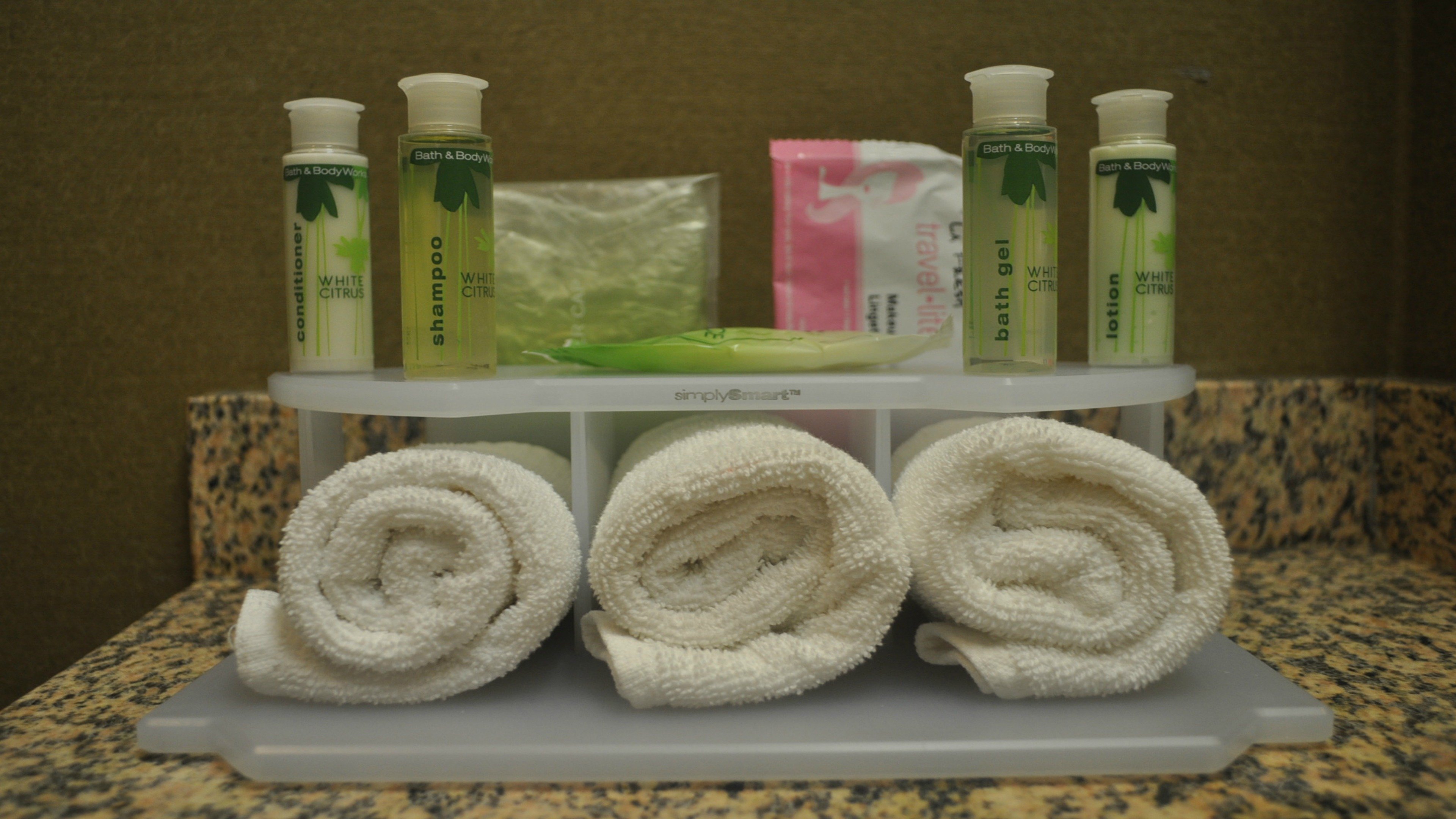 holiday inn express and suites greensburg by ihg