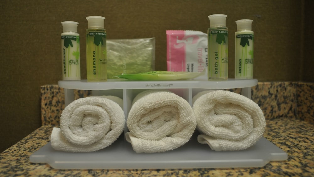 holiday inn express and suites greensburg by ihg