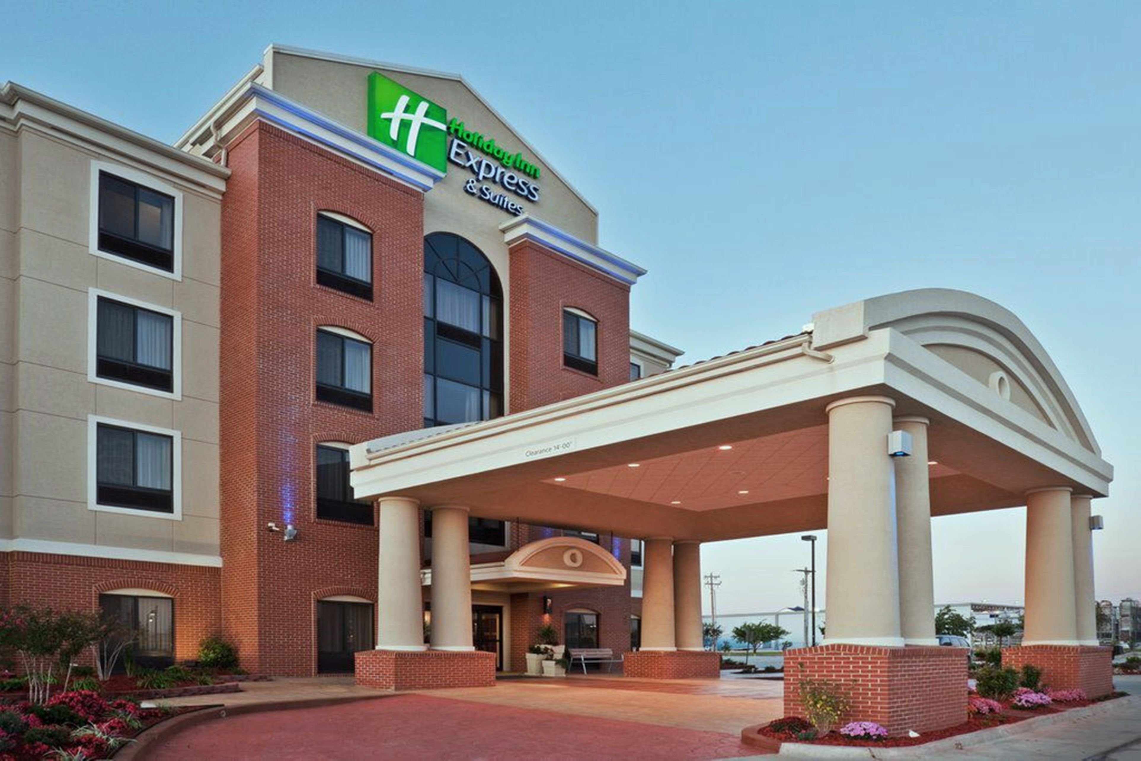 holiday inn express and suites greensburg by ihg