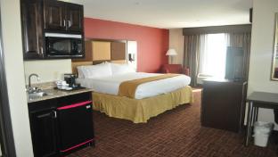 holiday inn express and suites greensburg by ihg