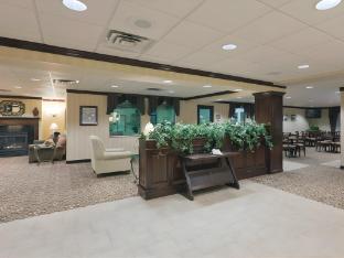 holiday inn express and suites greensburg by ihg