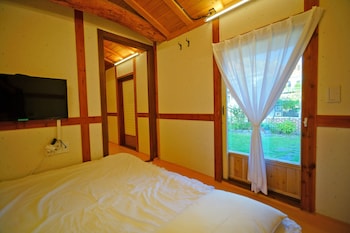 jeonju sky giwa pension