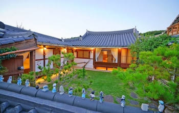 jeonju sky giwa pension