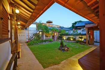 jeonju sky giwa pension