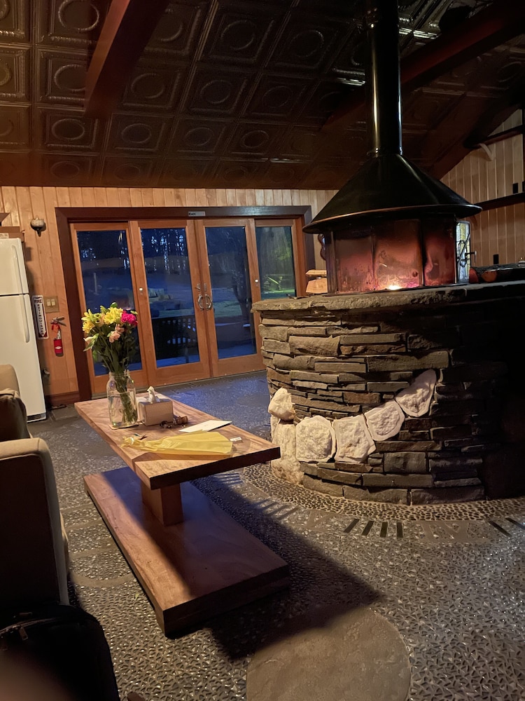 new park event venue and suites