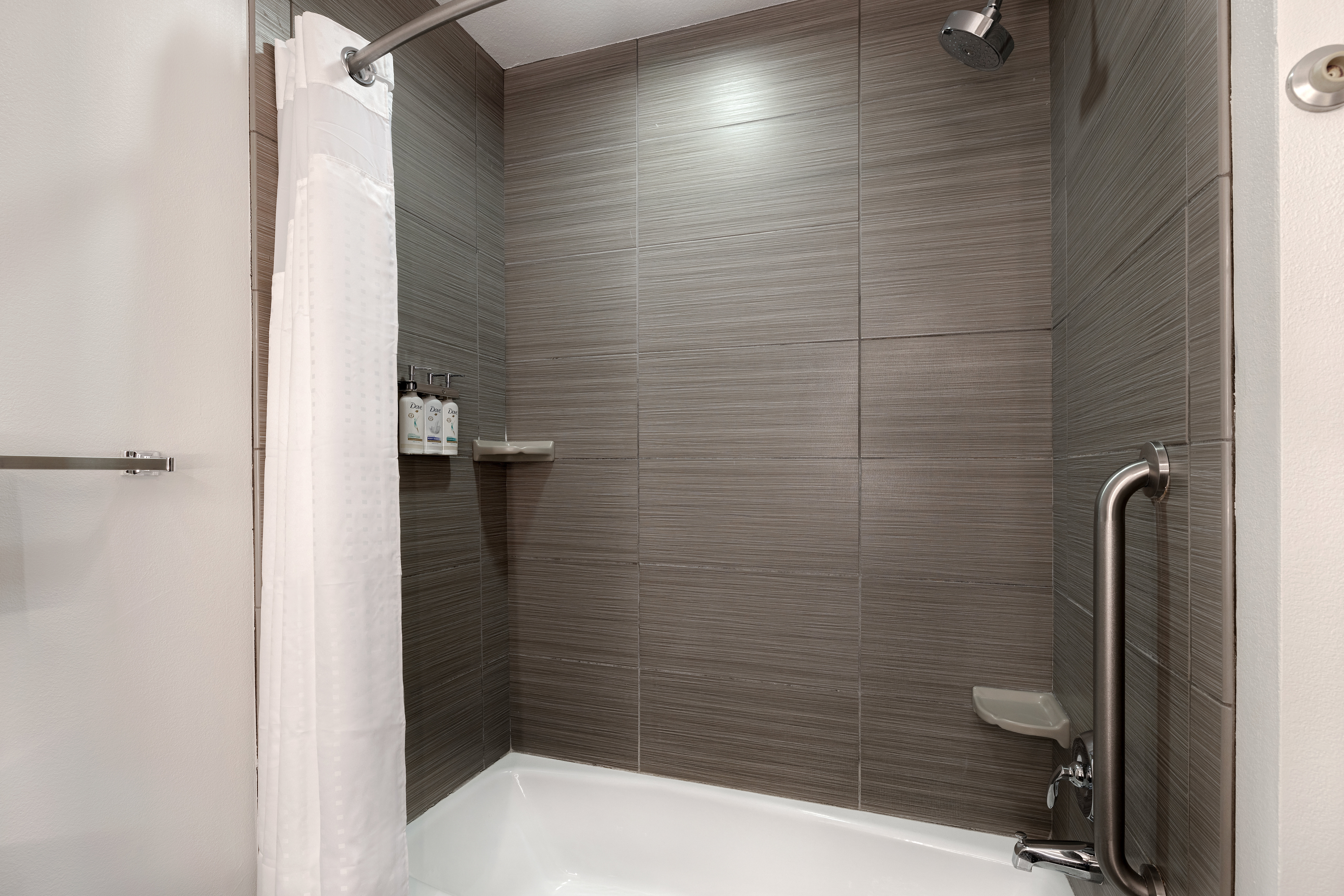 holiday inn express and suites kansas city ku medical center
