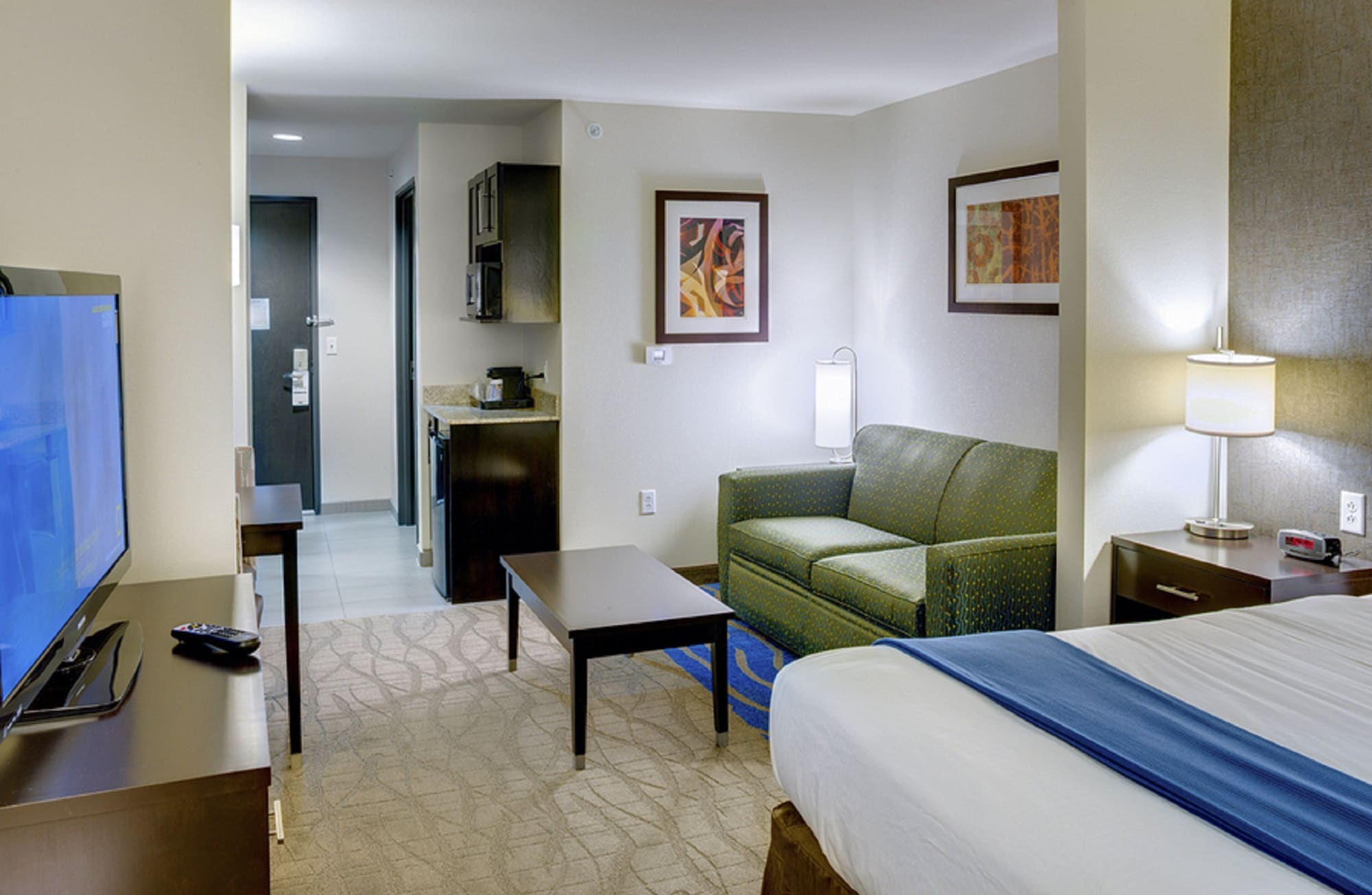 holiday inn express and suites kansas city ku medical center