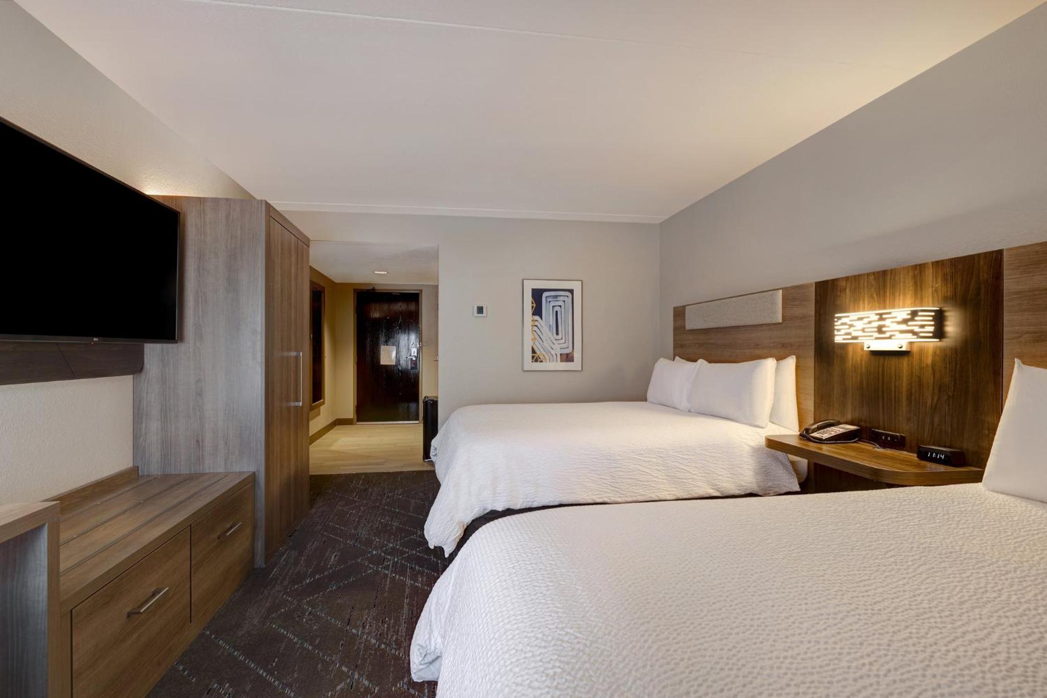 holiday inn express and suites kansas city ku medical center