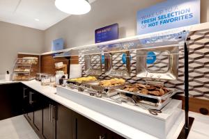 holiday inn express and suites kansas city ku medical center