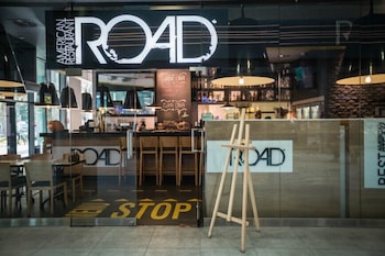 Apartments In Sky Tower With Bathtub Near The Window,Wroclaw>>Krzyki,0 star