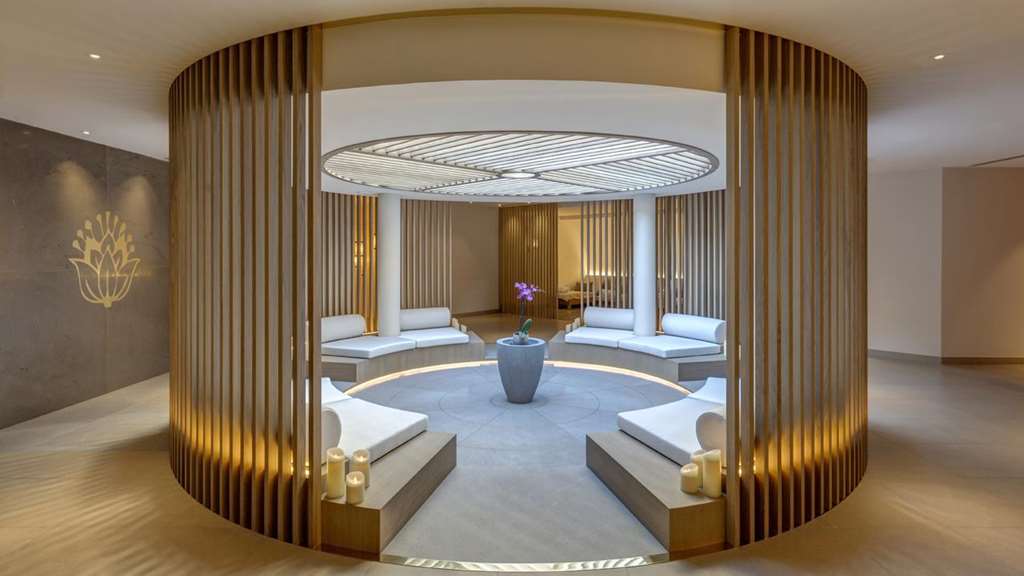 monte carlo bay hotel and resort