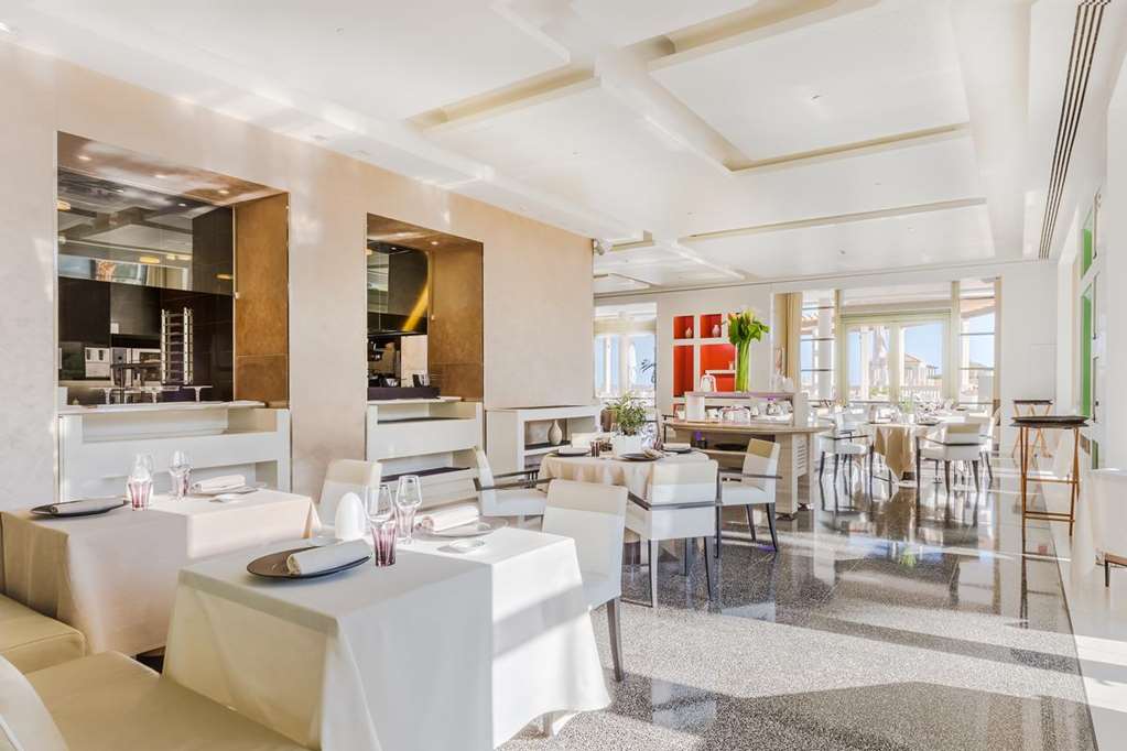 monte carlo bay hotel and resort