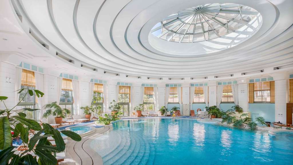 monte carlo bay hotel and resort