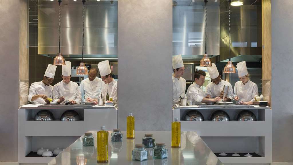 monte carlo bay hotel and resort