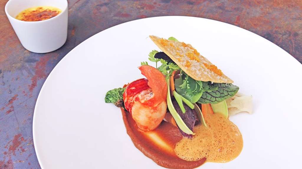 monte carlo bay hotel and resort