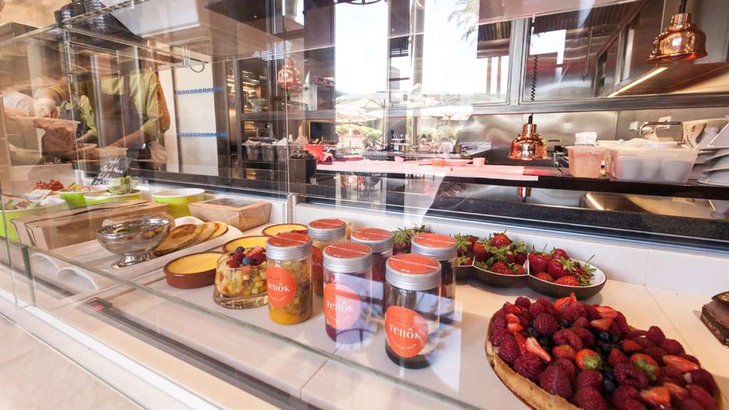 monte carlo bay hotel and resort