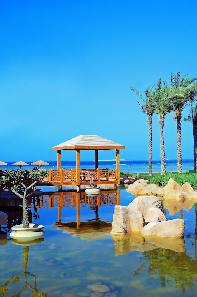 tropitel sahl hasheesh resort