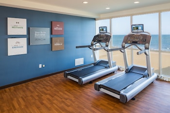 comfort suites beachfront
