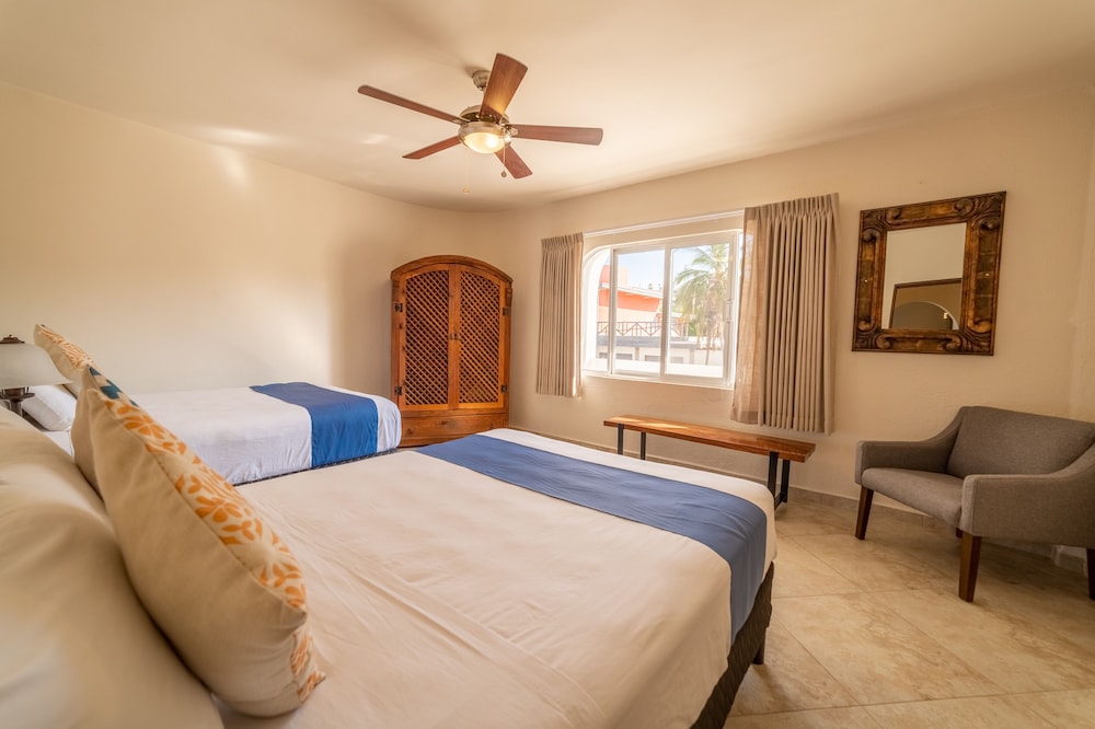club el moro hotel suites