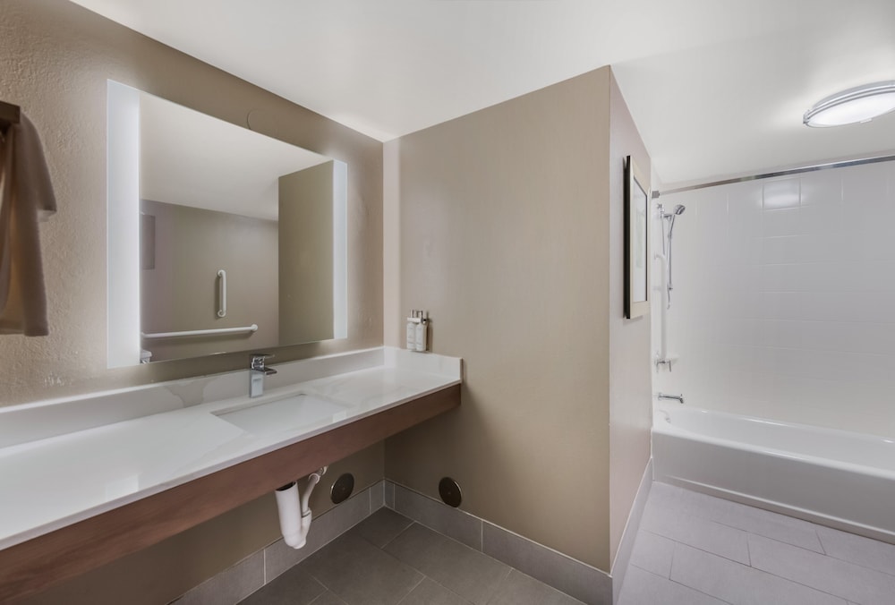 staybridge suites chesapeake by ihg