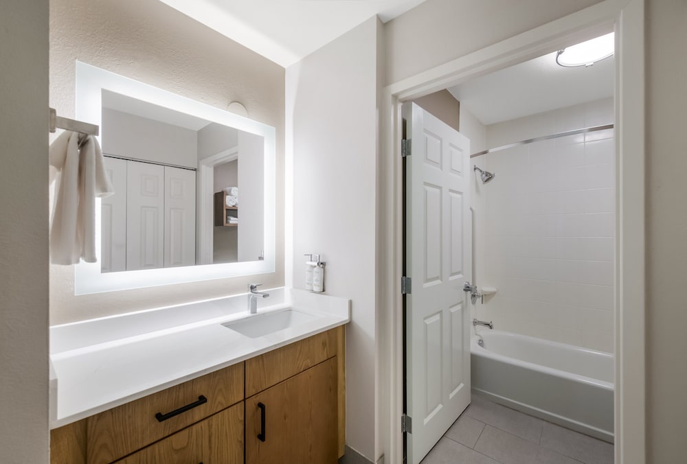 staybridge suites chesapeake by ihg