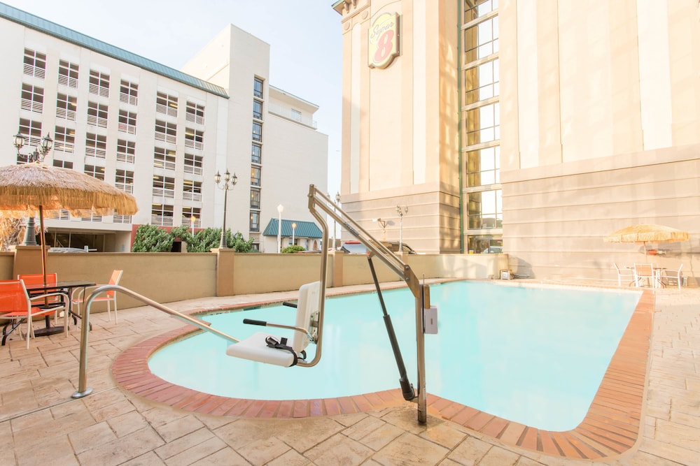 super 8 by wyndham virginia beach oceanfront