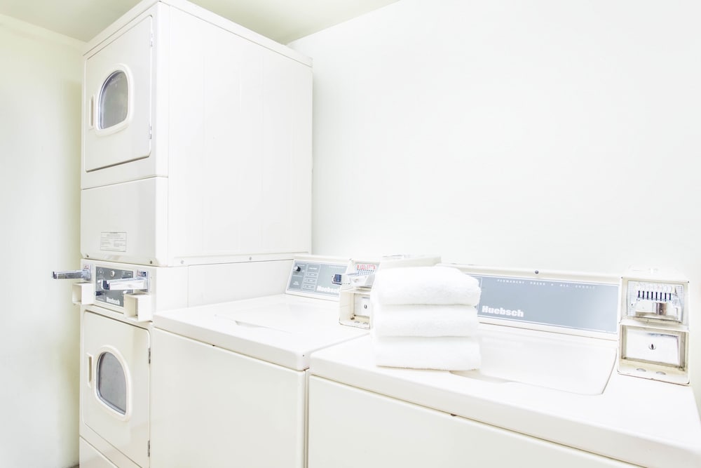 super 8 by wyndham virginia beach oceanfront