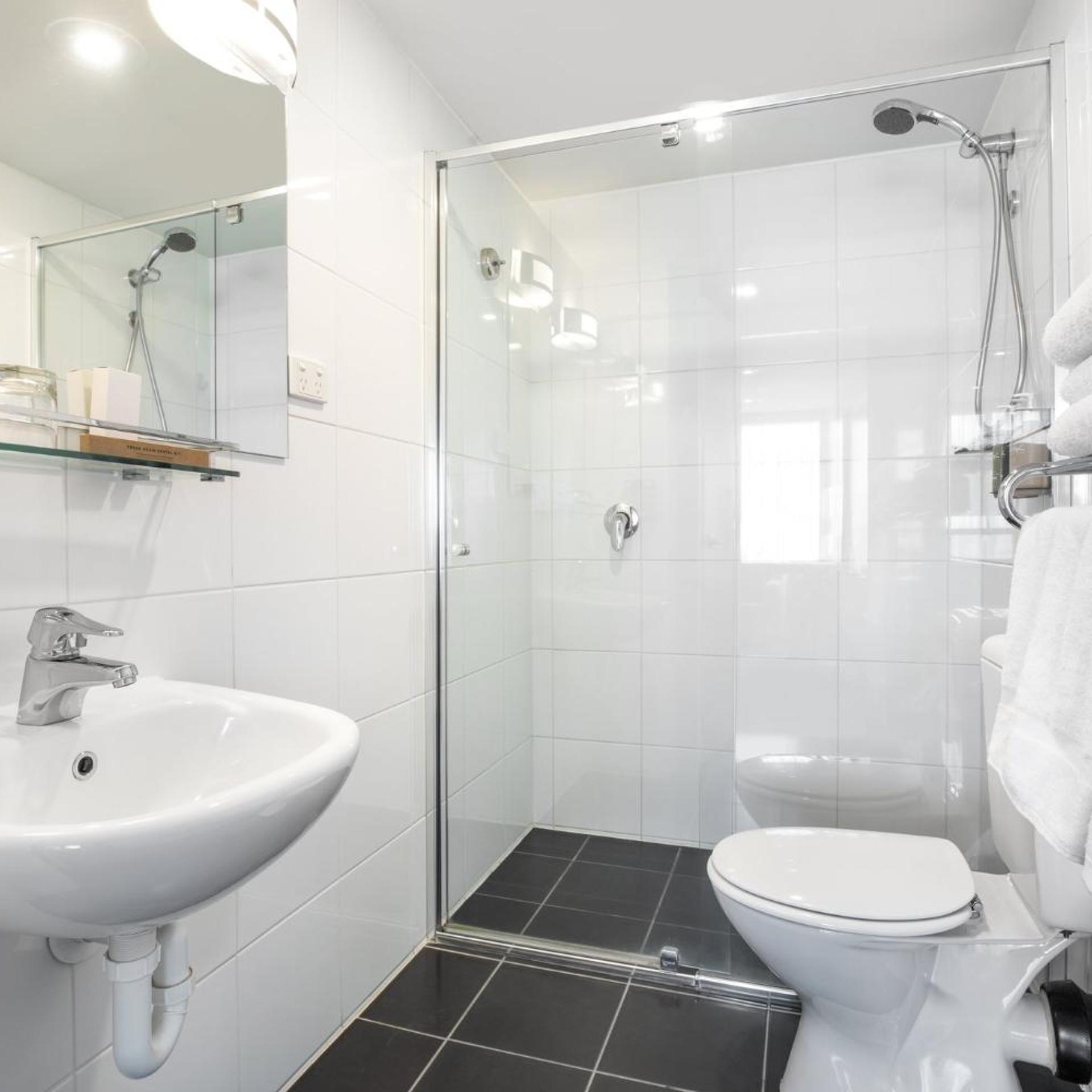holiday inn melbourne airport by ihg