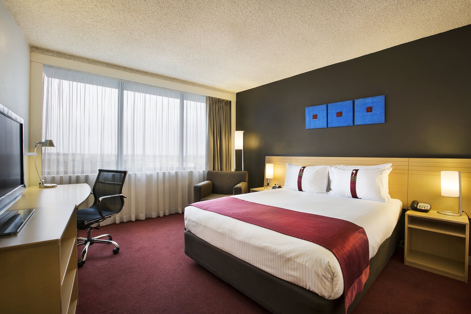 holiday inn melbourne airport by ihg