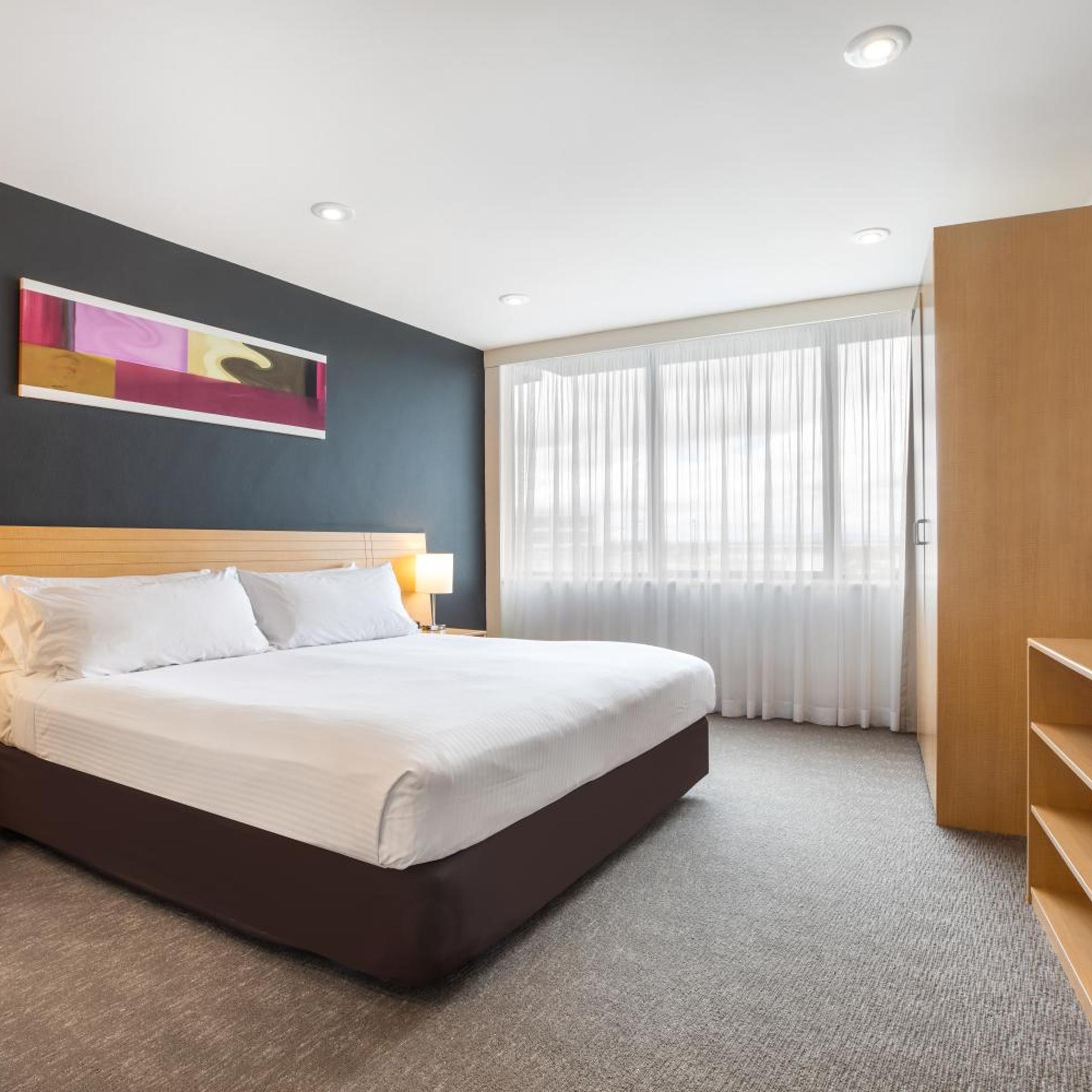 holiday inn melbourne airport by ihg