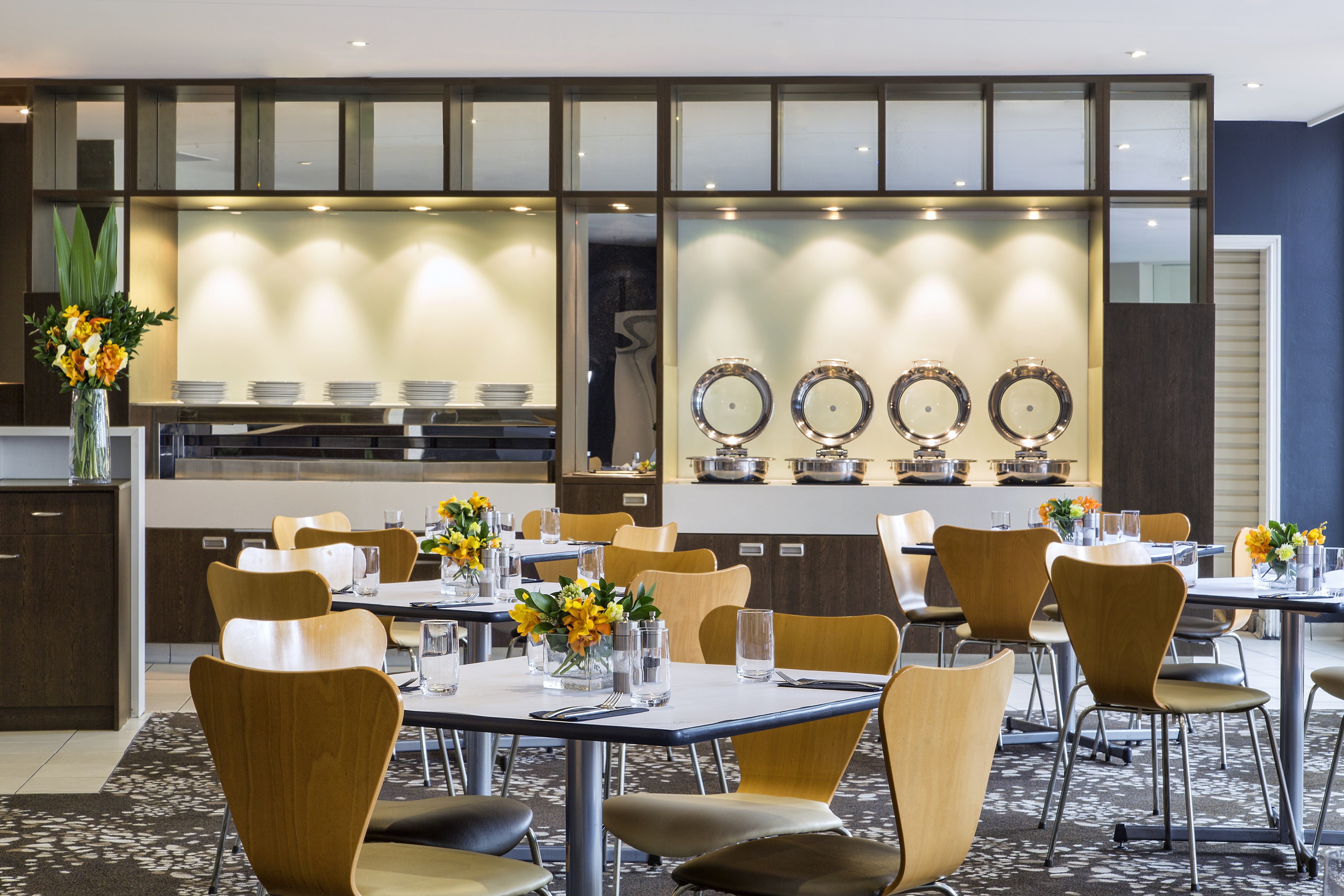 holiday inn melbourne airport by ihg
