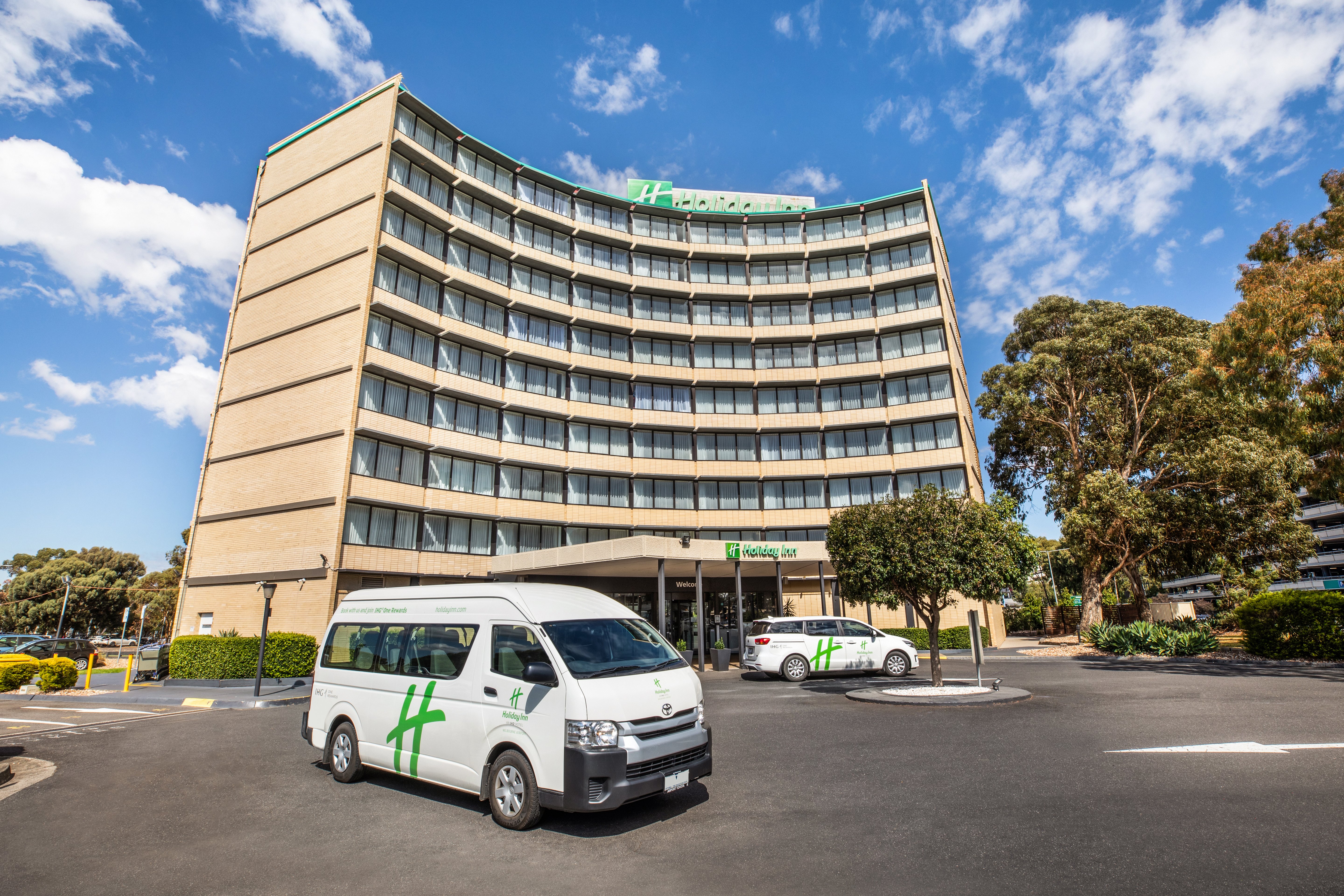 holiday inn melbourne airport by ihg