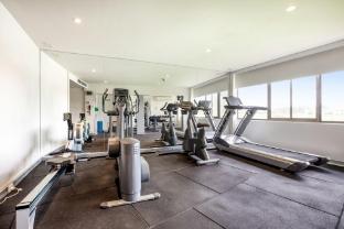 holiday inn melbourne airport by ihg