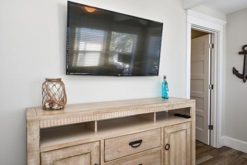 tropical breeze resort