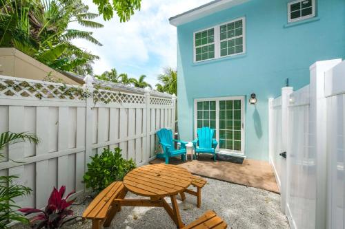 tropical breeze resort