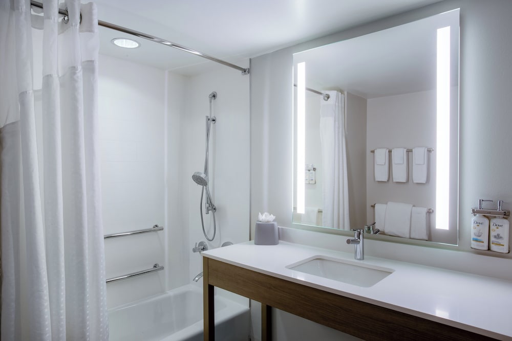 holiday inn express and suites bradenton east lakewood ranch by ihg