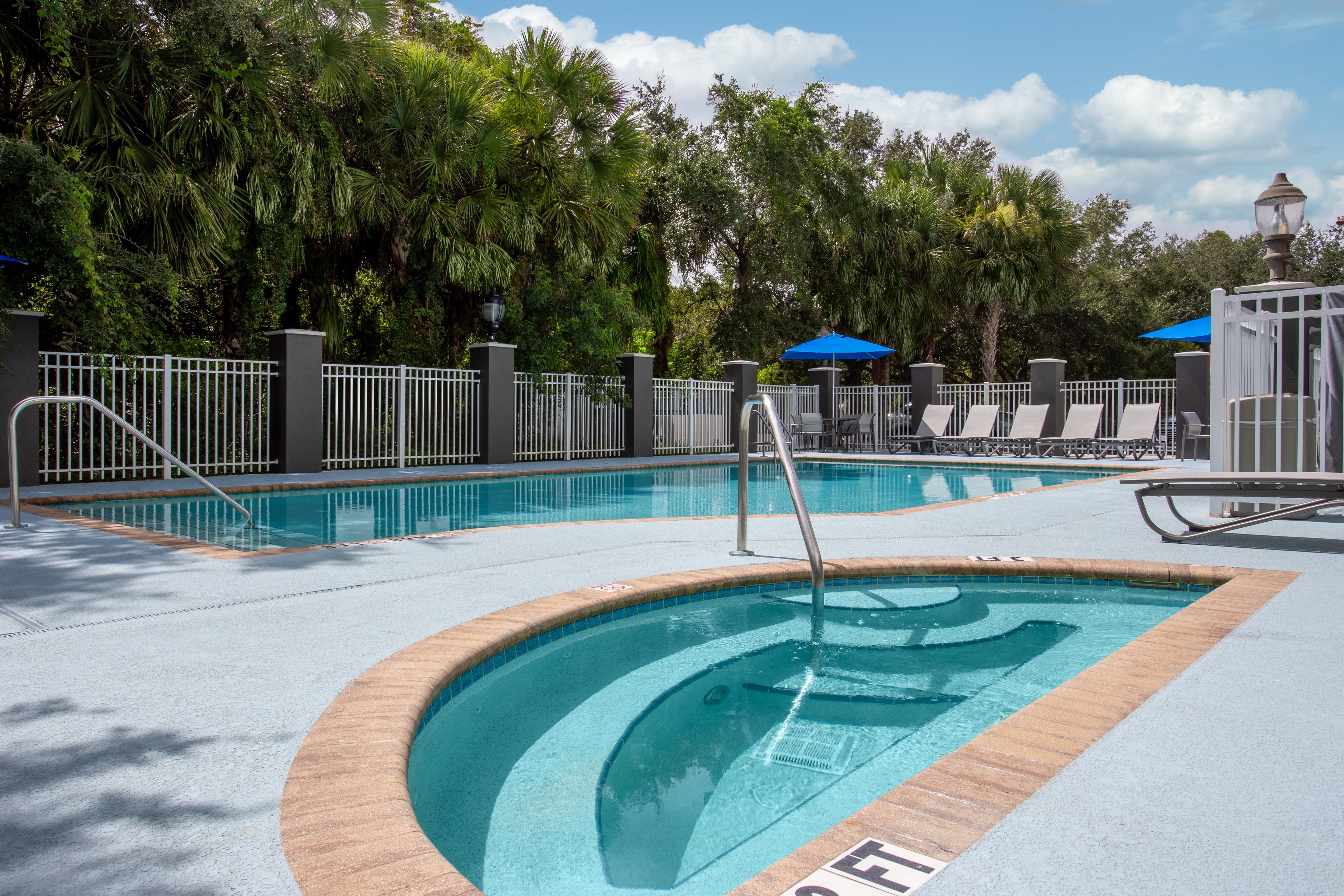 holiday inn express and suites bradenton east lakewood ranch by ihg