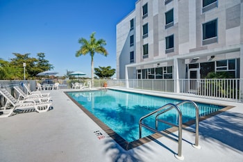 hampton inn and suites sarasota bradenton airport fl