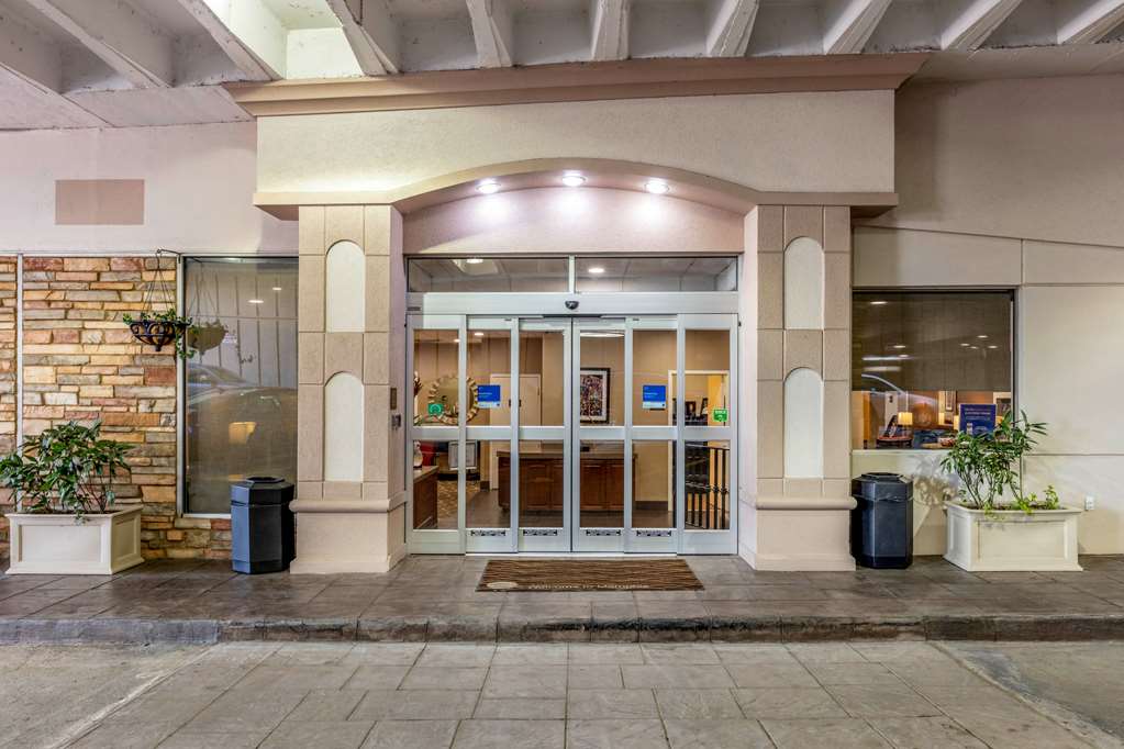 comfort inn memphis downtown