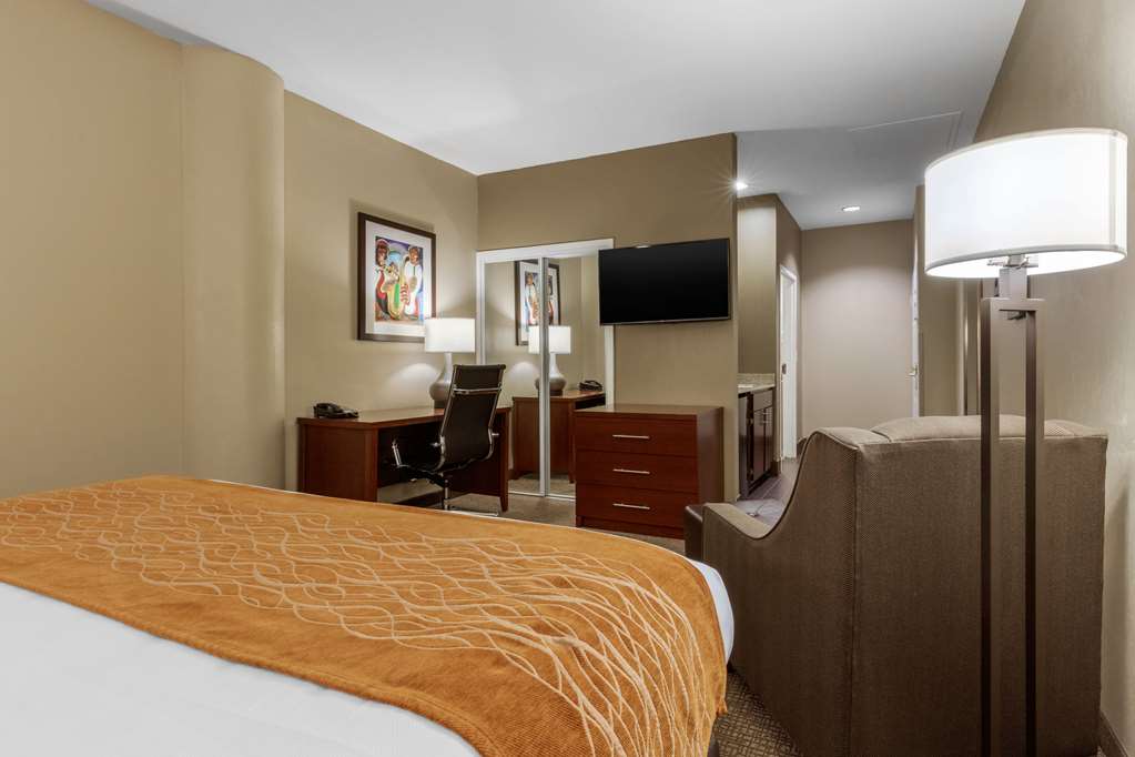 comfort inn memphis downtown