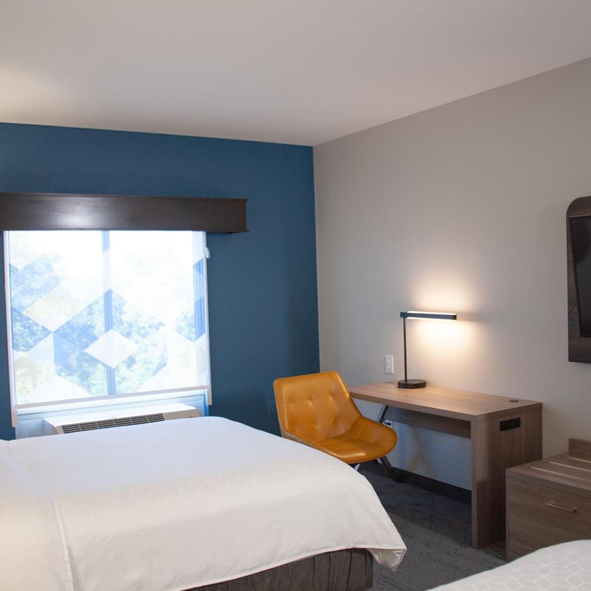 holiday inn express and suites overland park by ihg