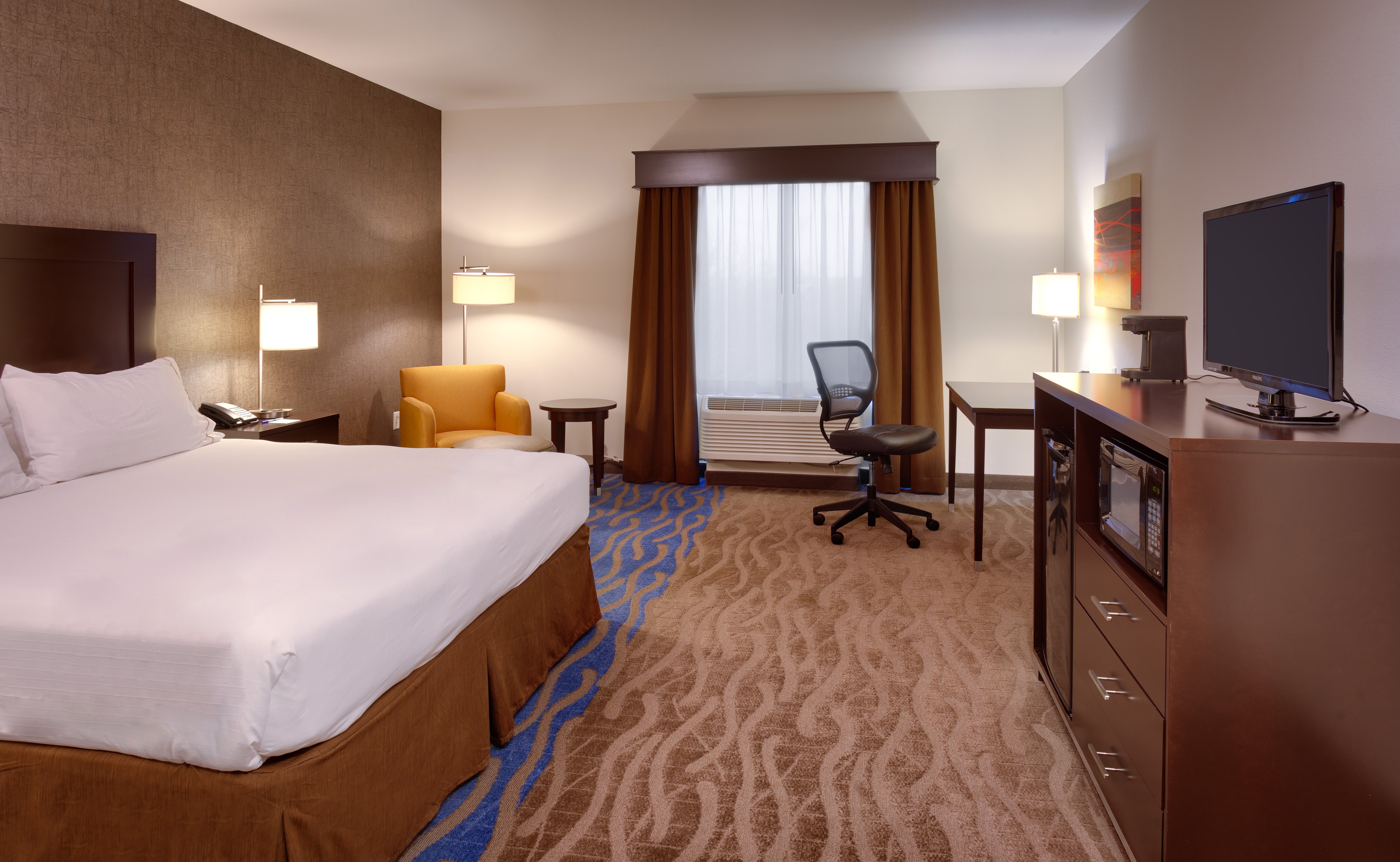 holiday inn express and suites overland park by ihg