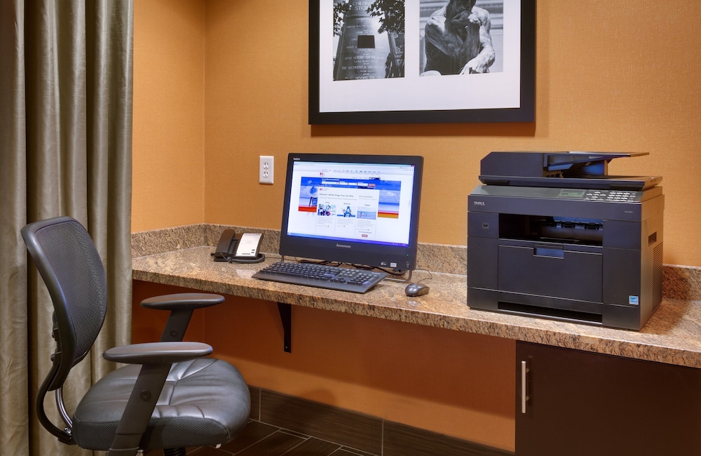 holiday inn express and suites overland park by ihg