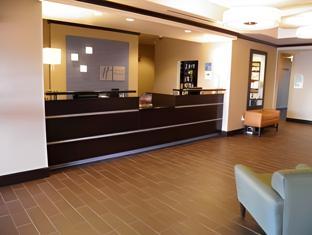 holiday inn express and suites overland park by ihg