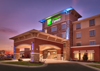 Holiday Inn Express And Suites Overland Park By Ihg,Kansas City>>Johnson,3 star